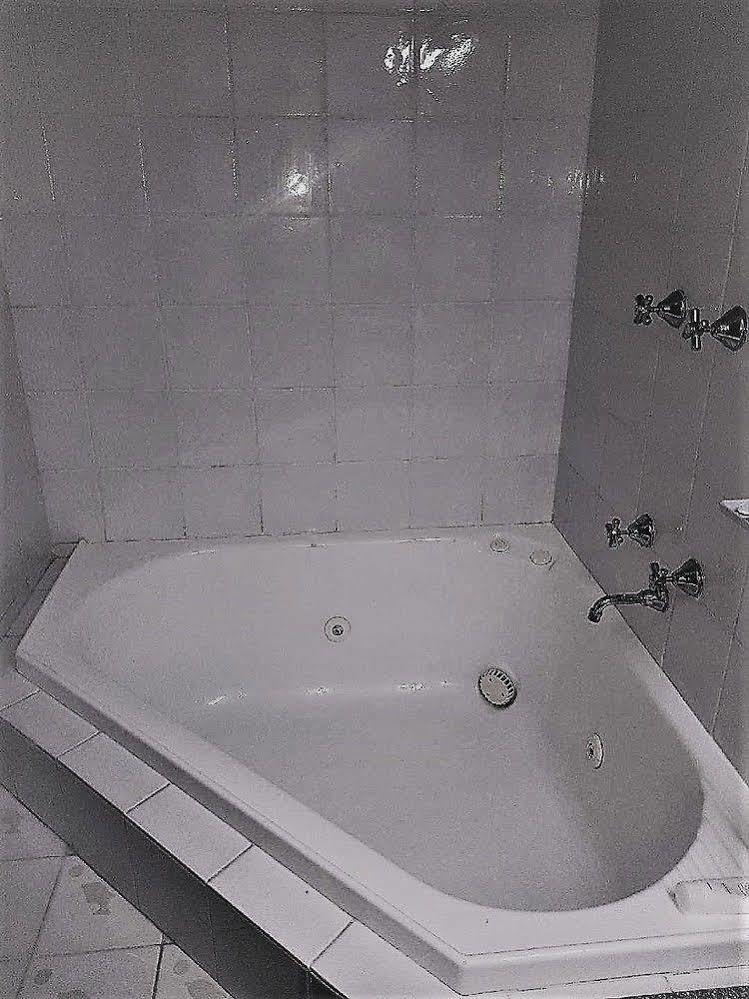 마호가니 모텔 워남불 외부 사진